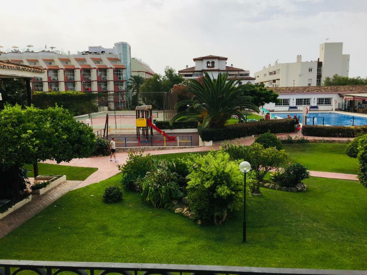 Carihuela Palace Beach Leilighet Torremolinos Eksteriør bilde